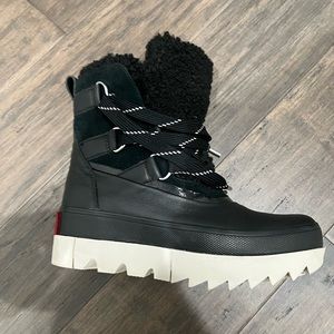 Sorel Joan of Artic Boots